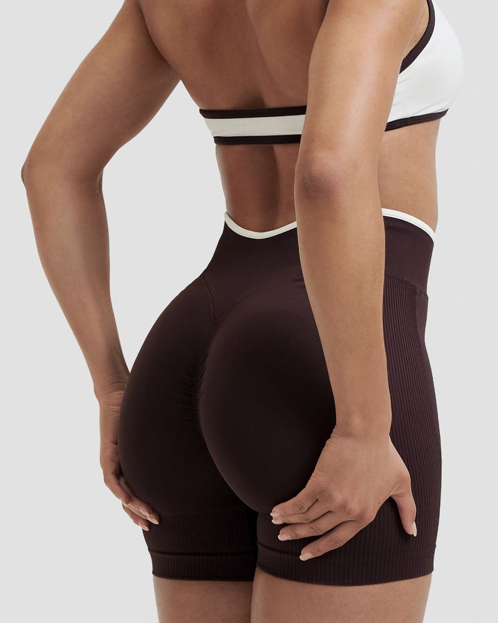 Elevate™ Outline Short Scrunch Shorts | Coffee