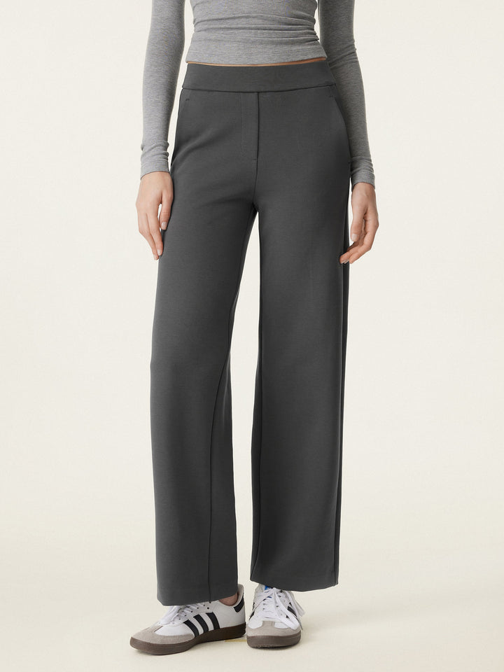 Textured Mid Rise Pull-on Straight Pant with Pockets