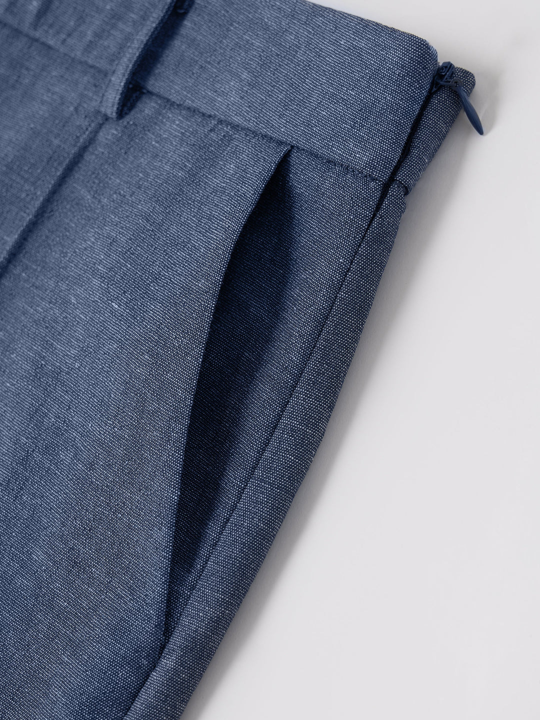 Linen-Like Mid Rise Pintuck Shorts with Pockets