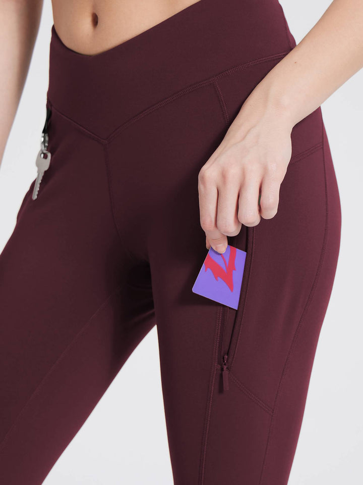 Fleece-Lined Multi-Pocket Hiking Leggings