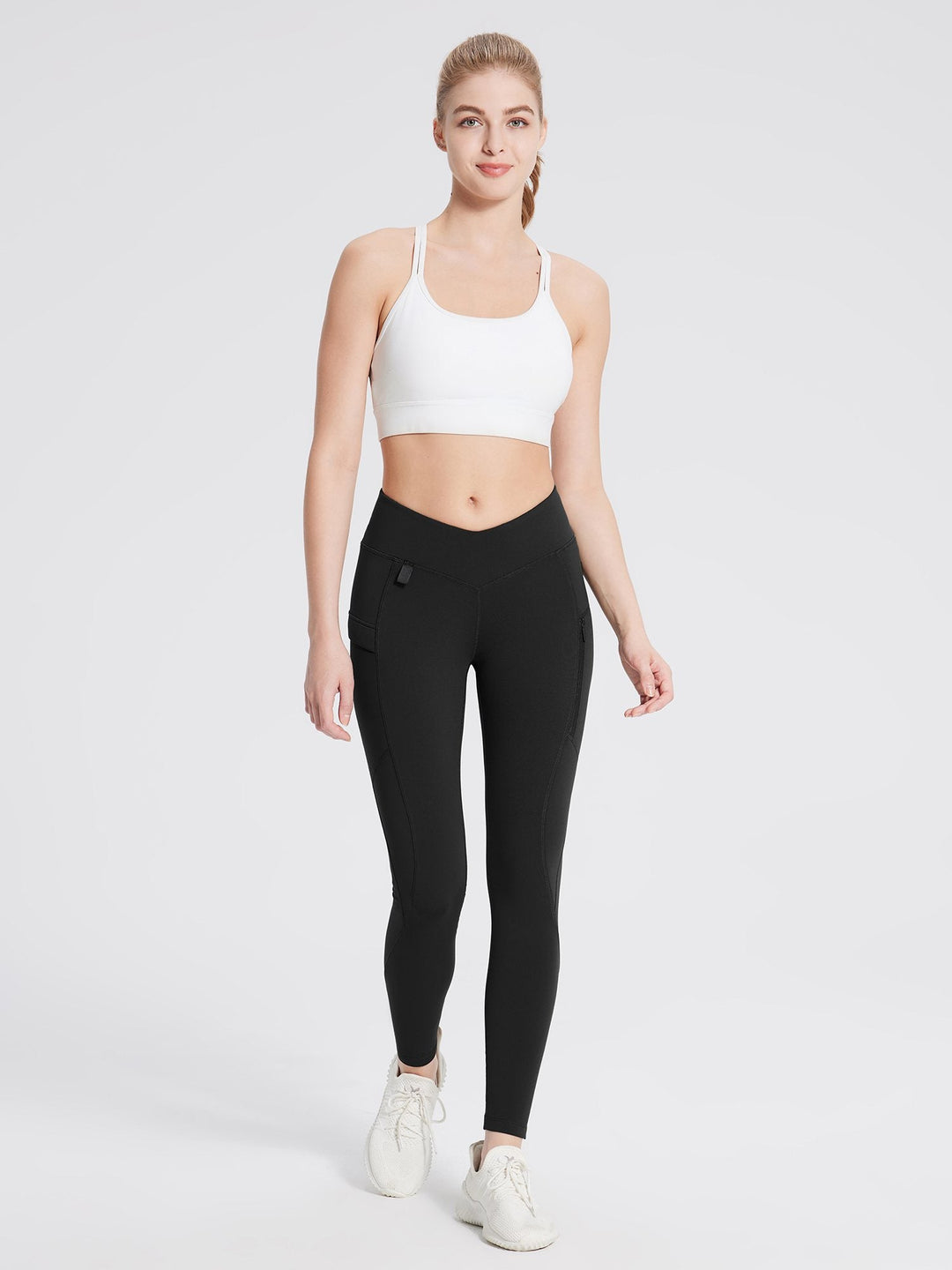 Fleece-Lined Multi-Pocket Hiking Leggings